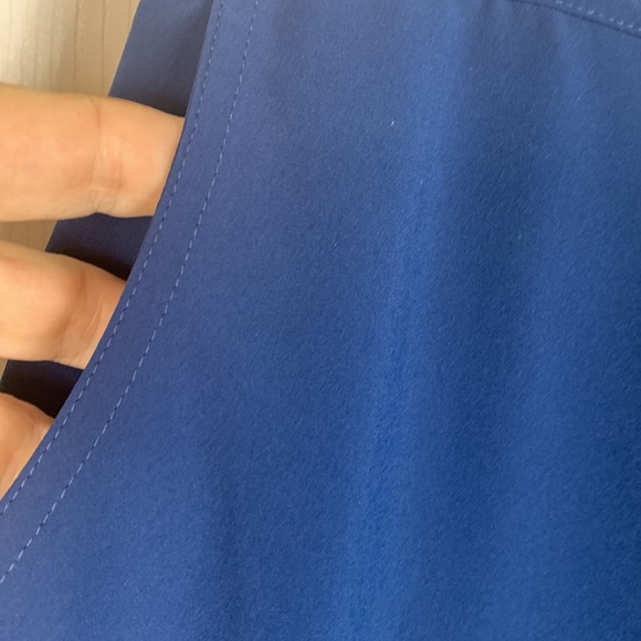 Additions by Chico’s navy blue thin 88% polyester pants size 2 short(medium) - Picture 4 of 8